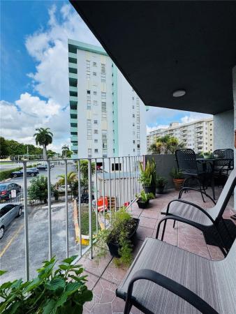 Casa Del Sol, 1750 W 46 St 210, Hialeah, Florida 33012, image 1
