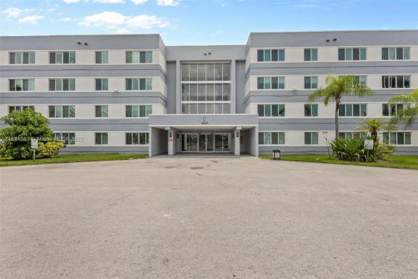Naranja Lakes, 14840 Naranja Lakes Blvd #C1J, Naranja, Florida 33032, image 2