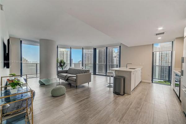 Brickell Heights East, 45 SW 9th St #2803, Miami, Florida 33130, image 1