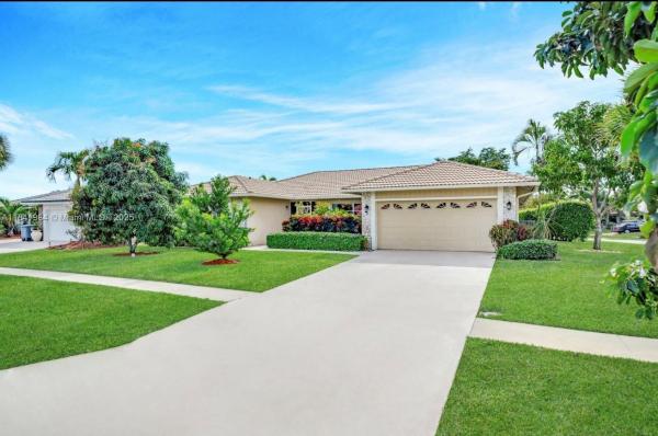 Boca Greens Country Club, 10126 Crosswind Rd, Boca Raton, Florida 33498, image 1