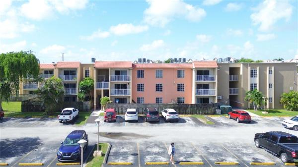 5231 Geneva Way #307, Doral, Florida 33166, image 1