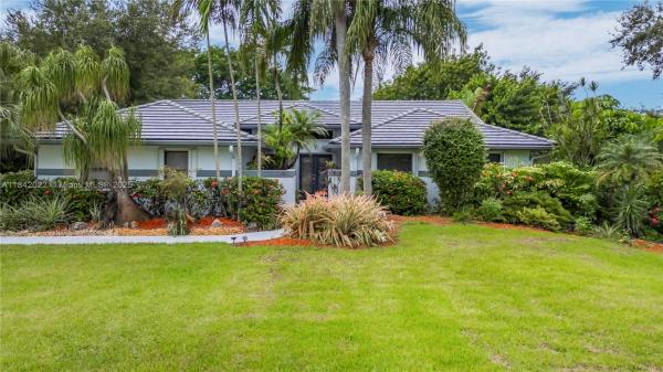 Majestic Groves, 3201 SW 117th Ave, Davie, Florida 33330, image 1