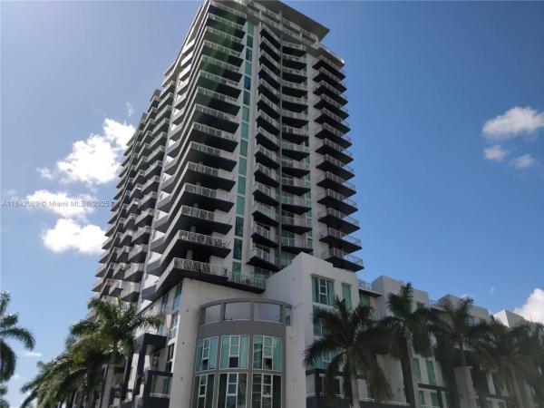 1800 Biscayne Plaza, 275 NE 18th St #1801, Miami, Florida 33132, image 1