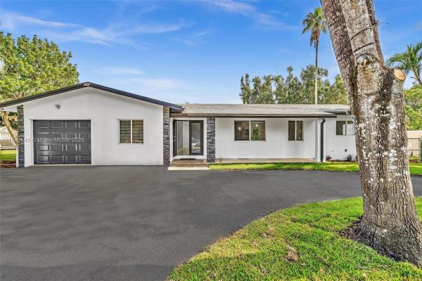 Plantation Acres, 11811 NW 5th Ct, Plantation, Florida 33325, image 1