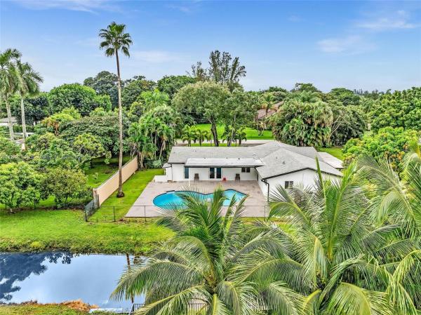 Plantation Acres, 11811 NW 5th Ct, Plantation, Florida 33325, image 3
