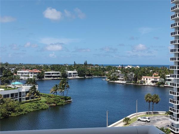 Waterview 1, 20505 E Country Club Dr 833, Aventura, Florida 33180, image 1