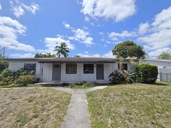 Smallwood Manor, 482 NE 136th St #482, North Miami, Florida 33161, image 1