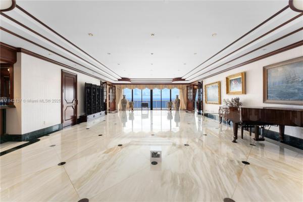 L´Excellence, 5757 Collins Ave #PH-4, Miami Beach, Florida 33140, image 1