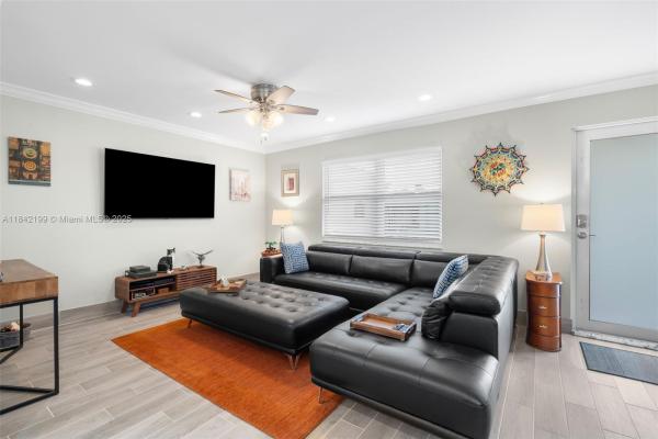 864 Normandy R, Delray Beach, Florida 33484, image 3