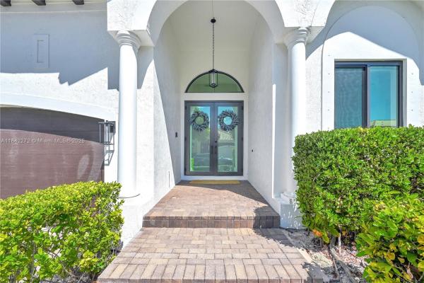 Cutler Cay, 7565 SW 190th St, Cutler Bay, Florida 33157, image 1