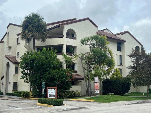 Kenland Bend South, 9010 SW 125th Ave #G403, The Crossings, Florida 33186, image 2