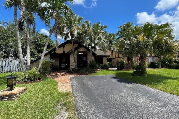 Stockbridge Lakes, 9209 NW 49th Pl, Sunrise, Florida 33351, image 1