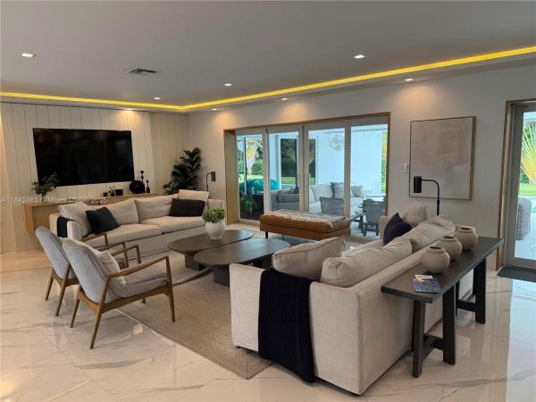 Diplomat Golf Estates, 1001 Diplomat Pkwy, Hallandale Beach, Florida 33009, image 1