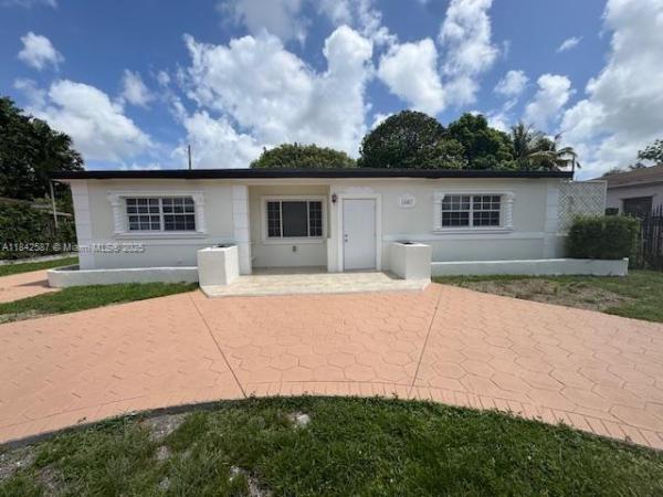1561 NW 132nd St, Miami, Florida 33167, image 3