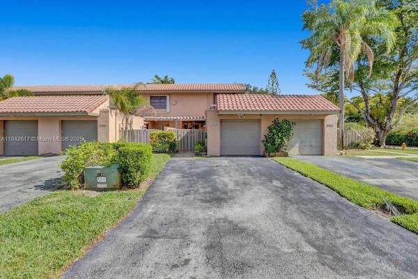 20533 NE 6th Ct #20533, Unincorporated Dade County, Florida 33179, image 1