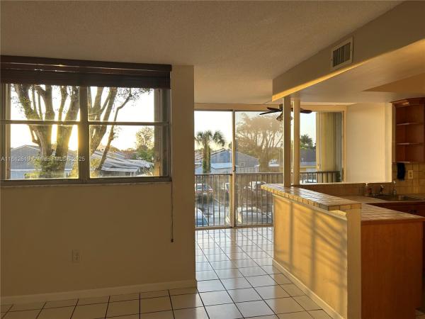 9411 SW 4 St 202, Unincorporated Dade County, Florida 33174, image 1