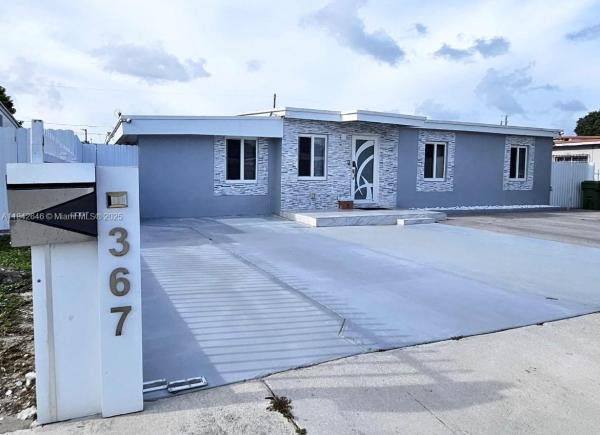 Carole Anne Park, 367 W 33rd St, Hialeah, Florida 33012, image 1