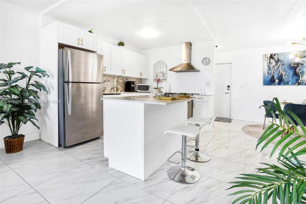Omega, 7300 NW 17th St #416, Plantation, Florida 33313, image 1