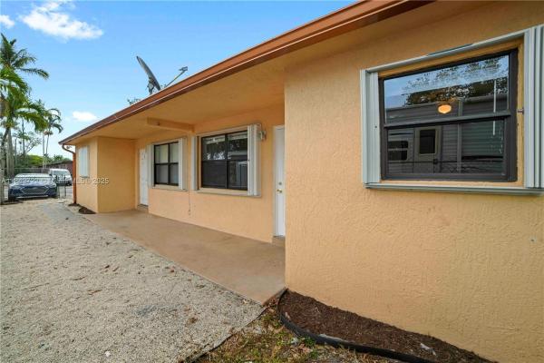 Lincoln Park, 817 NW 12th Ave #2, Fort Lauderdale, Florida 33311, image 1