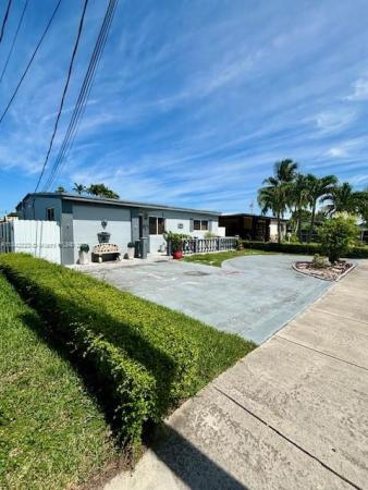3521 SW 88th Ct, Miami, Florida 33165, image 1