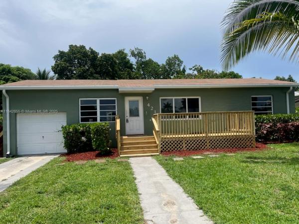 421 NW 150th St, Miami, Florida 33168, image 1