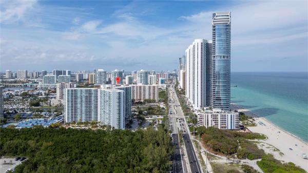 Arlen House East, 100 Bayview Dr 508, Sunny Isles Beach, Florida 33160, image 1