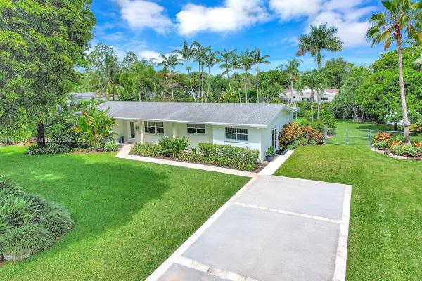 Coral Reef Estates, 15730 SW 87th Ct, Palmetto Bay, Florida 33157, image 2