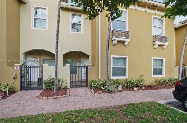 Tuscan Villas, 2851 W Prospect Rd #307, Tamarac, Florida 33309, image 1