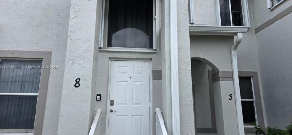 21255 NE 8th Pl #8, Unincorporated Dade County, Florida 33179, image 1