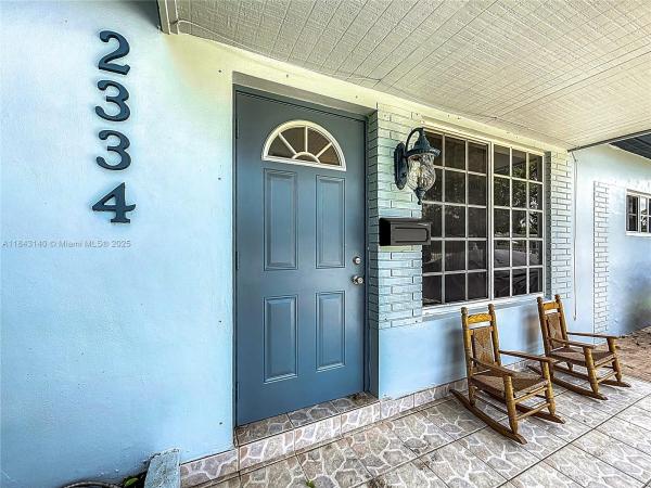 Hollywood Little Ranches, 2334 Pierce St, Hollywood, Florida 33020, image 3