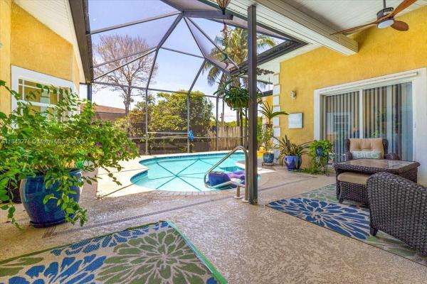 Twin Lakes North, 1001 NW 47th St #FRONT-1, Fort Lauderdale, Florida 33309, image 1