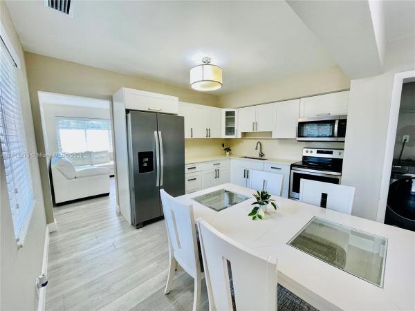 South Hollywood, 1002 S 27th Ave 0, Hollywood, Florida 33020, image 1