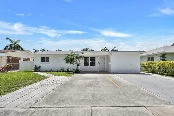 Gulfstream Estates, 814 NE 4th St #814, Hallandale Beach, Florida 33009, image 1