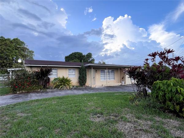 17320 NW 47th Ave, Miami Gardens, Florida 33055, image 1