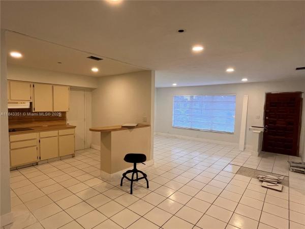 Carol City, 17320 NW 47th Ave, Miami Gardens, Florida 33055, image 3
