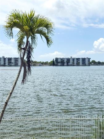 1100 NE 191 St 33, Unincorporated Dade County, Florida 33179, image 1