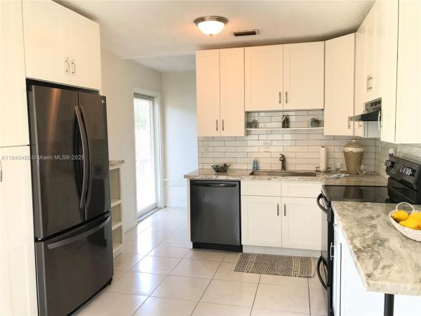 Stalcup Manor, 10525 SW 77th Ct #10525, Pinecrest, Florida 33156, image 1