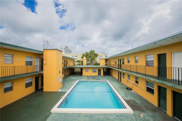 Moonraker, 1975 NE 135 St 3b, North Miami, Florida 33181, image 1