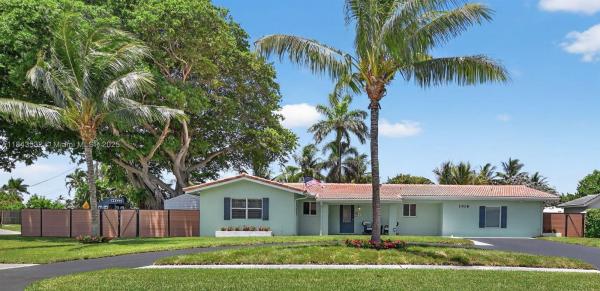The Cove, 1019 SE 12th Ave, Deerfield Beach, Florida 33441, image 1