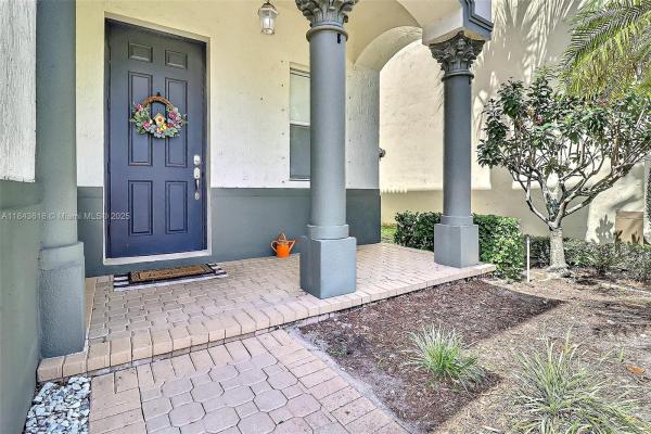 Palmyra Estates, 1094 Grove Park Cir, Boynton Beach, Florida 33436, image 2