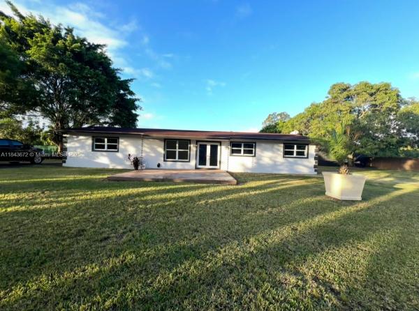 19905 SW 188th St 0, Unincorporated Dade County, Florida 33187, image 1