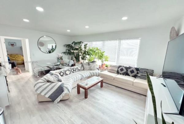 Surfside, Florida 33154, image 1