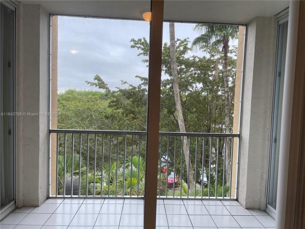 Doral House, 9805 NW 52nd St #411, Doral, Florida 33178, image 1