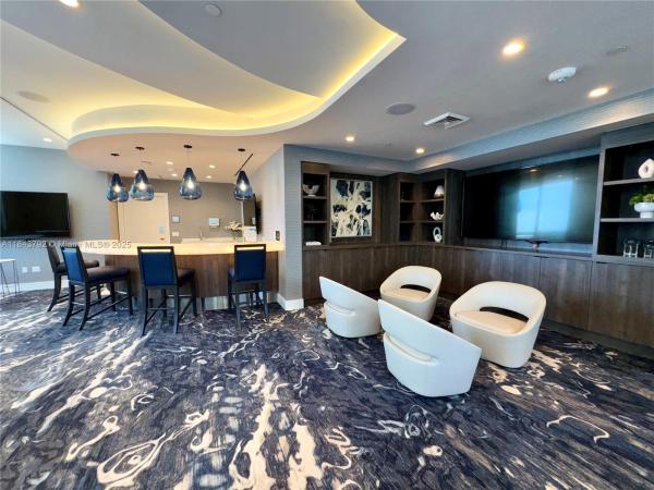 100 Las Olas, 100 E Las Olas Blvd #2802, Fort Lauderdale, Florida 33301, image 1