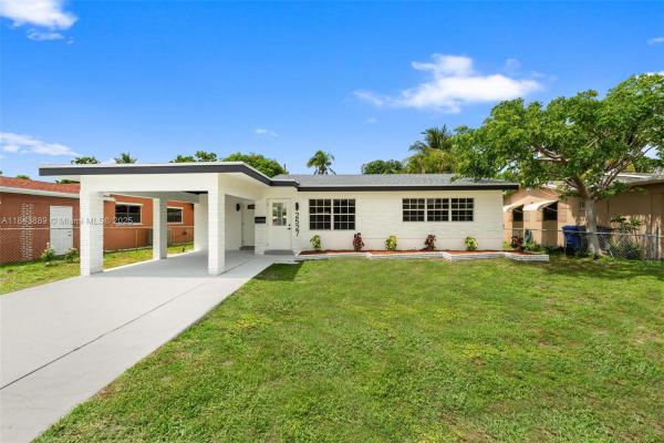 South Hollywood, 2527 Plunkett St, Hollywood, Florida 33020, image 1