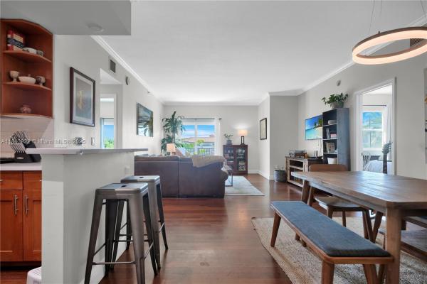 Villa Calabria, 20 Calabria Ave #302, Coral Gables, Florida 33134, image 3