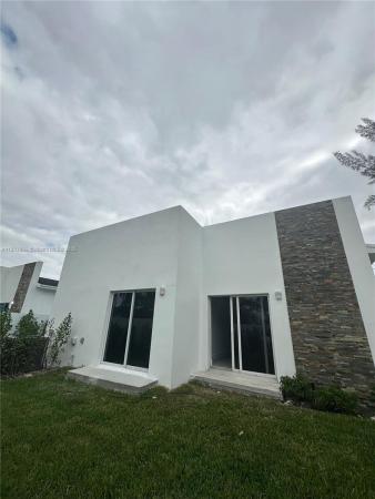 Arrowhead Estates, 2423 NW 23rd Ln #1-2, Fort Lauderdale, Florida 33311, image 1