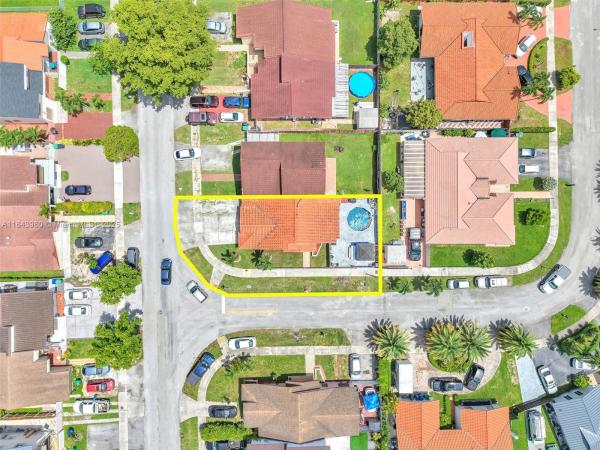 Las Palmas, 10421 SW 13th St #7-5-A, University Park, Florida 33174, image 2