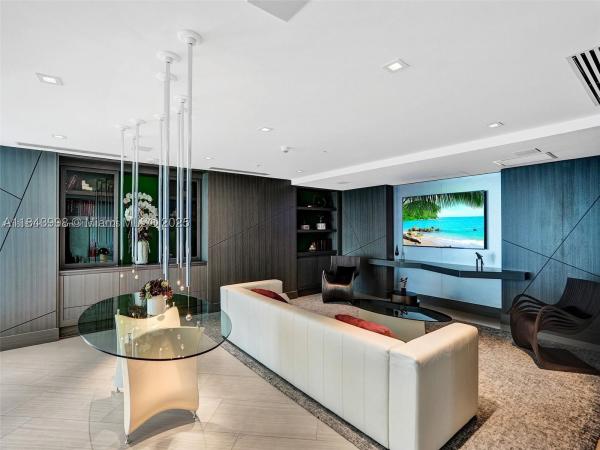 Parque Towers, 300 Sunny Isles Blvd #4-2203, Sunny Isles Beach, Florida 33160, image 1