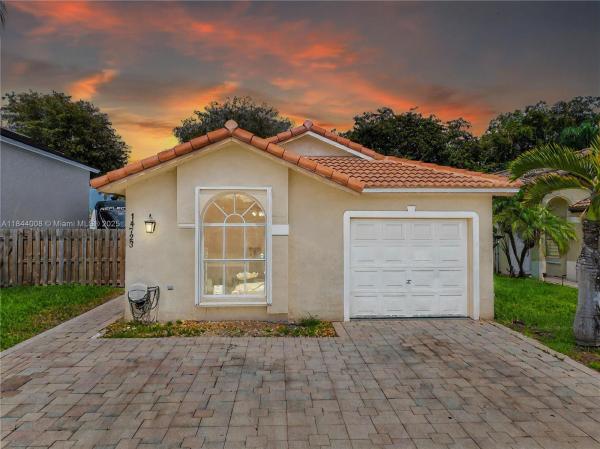 14723 SW 155th Pl, Miami, Florida 33196, image 1